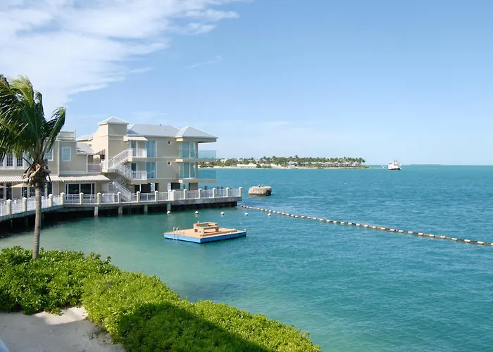 Pier House Resort & Spa